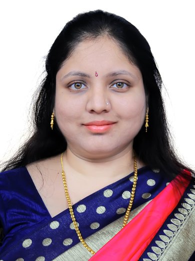 Professor mentoring students